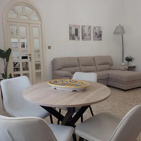 Dolce Sicily A 1km Dal Centro פלרמו
